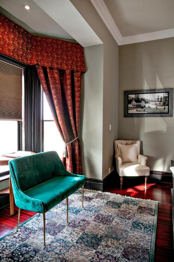 Отель Puddicombe House New Hamburg Экстерьер фото