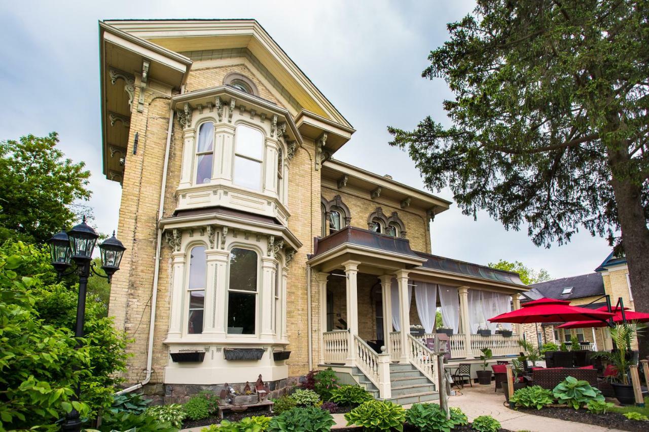 Отель Puddicombe House New Hamburg Экстерьер фото